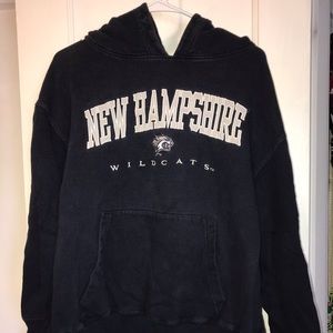 UNH sweatshirt